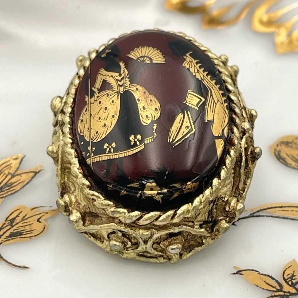 Vintage Victorian Revival Courting Couple Red Glass Cameo Brooch Gold Tone